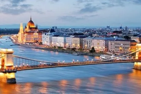 Promosyon Orta Avrupa Turu Pegasus Havayolları ile 7 Gece 8 Gün ATL001