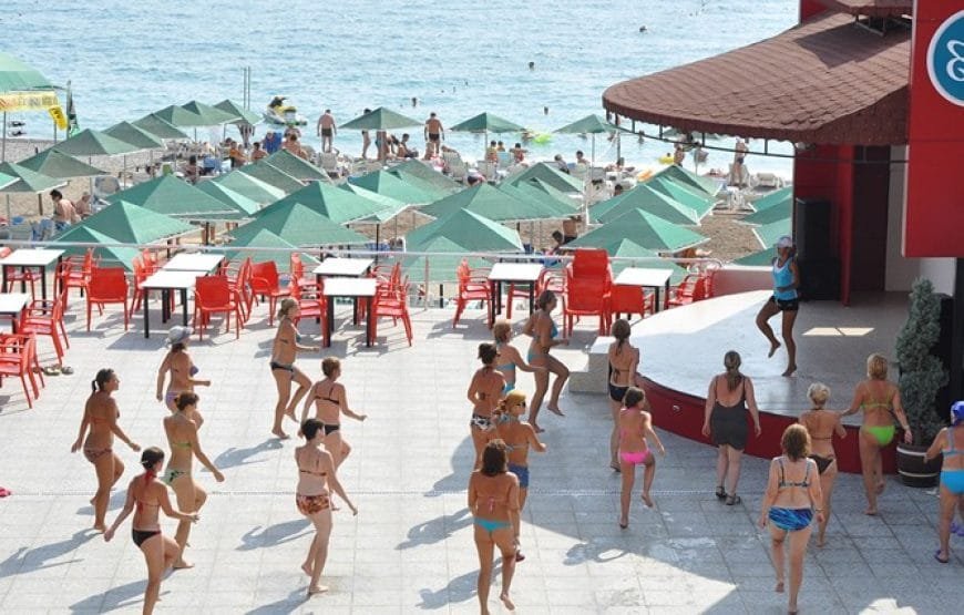 Aleria Belport Beach Hotel