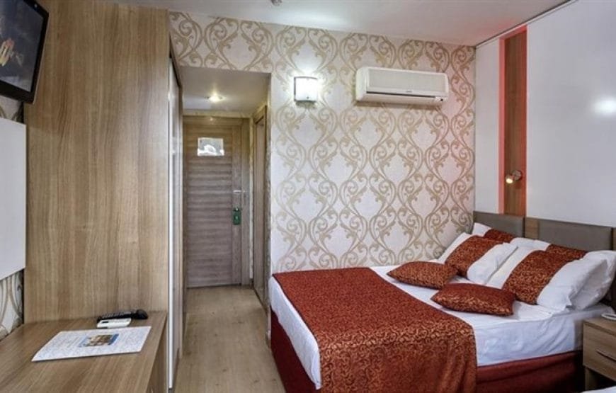 Aleria Belport Beach Hotel