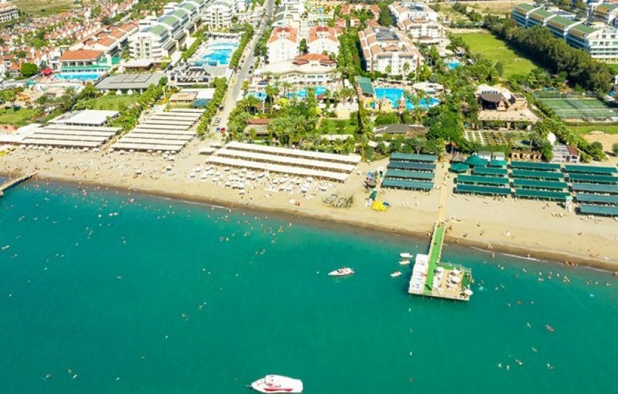 Aydınbey Famous Resort Hotel