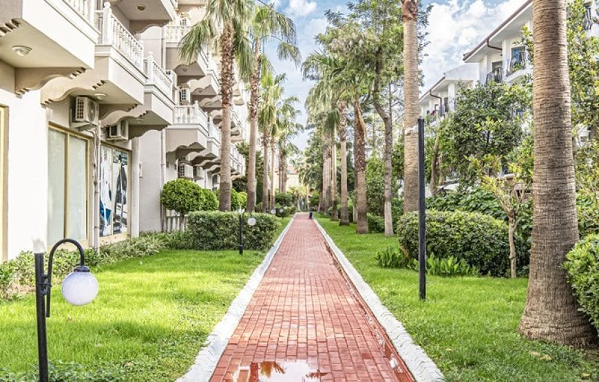 Aydınbey Famous Resort Hotel