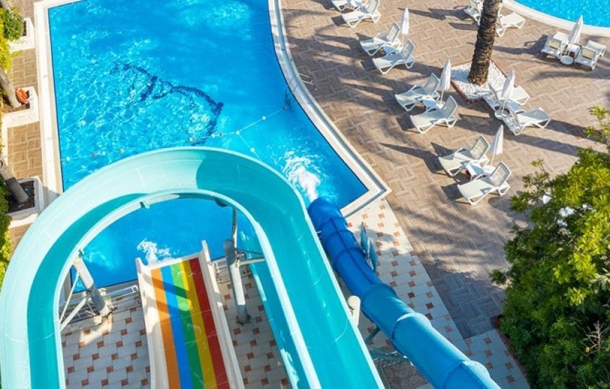 Aydınbey Famous Resort Hotel