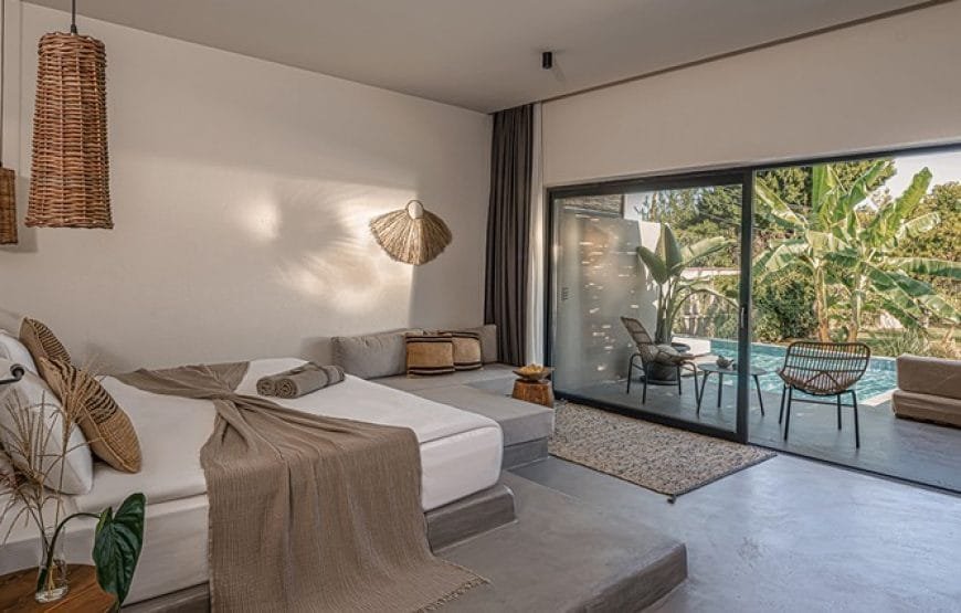 Balmy Beach Resort