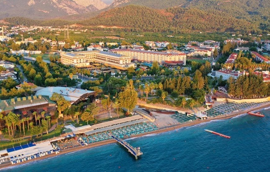 Crystal De Luxe Resort & Spa