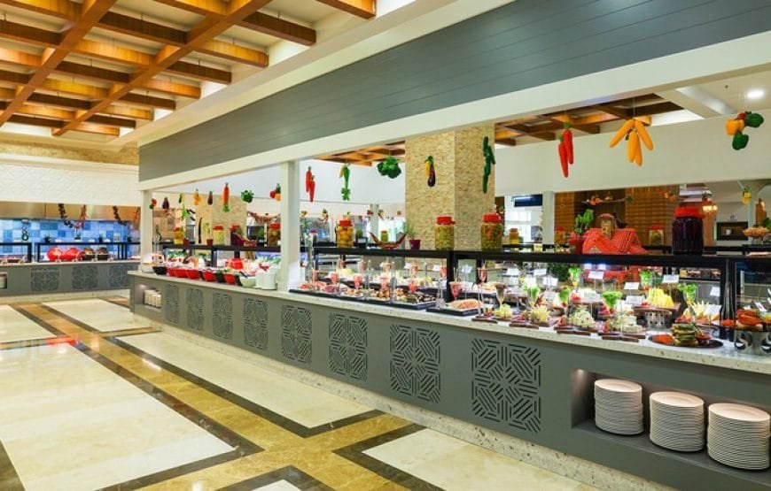 Crystal De Luxe Resort & Spa