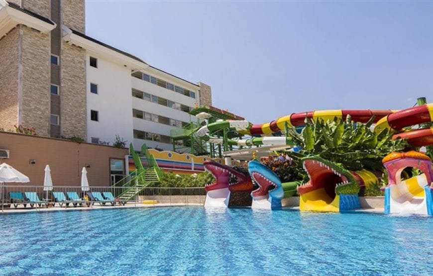 Crystal Waterworld Park Resort & Spa