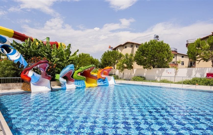 Crystal Waterworld Park Resort & Spa