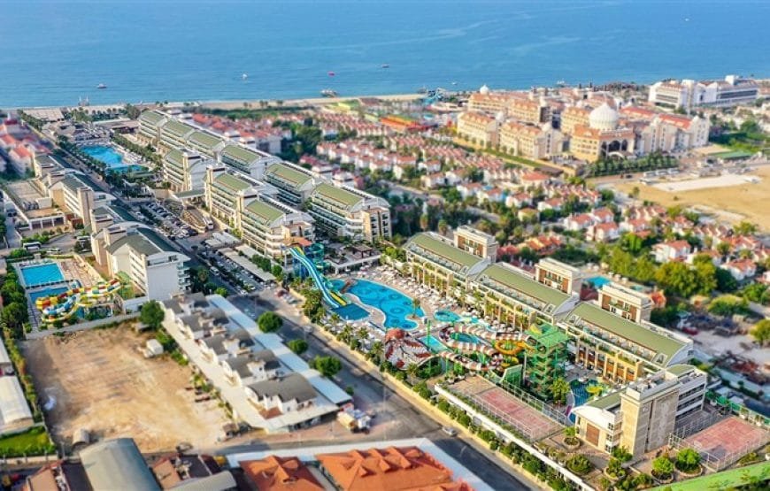 Crystal Waterworld Resort & Spa