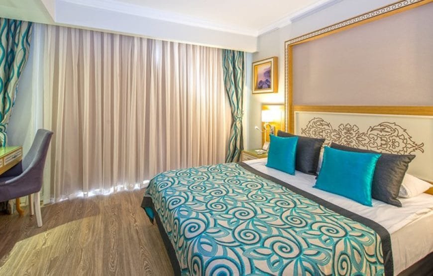 Crystal Waterworld Resort & Spa