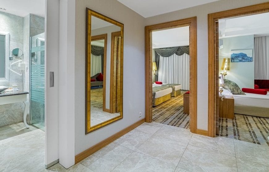 Justiniano Deluxe Resort