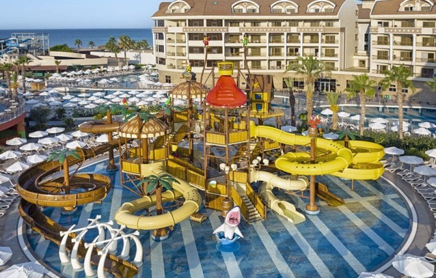 Kirman Belazur Resort & Spa
