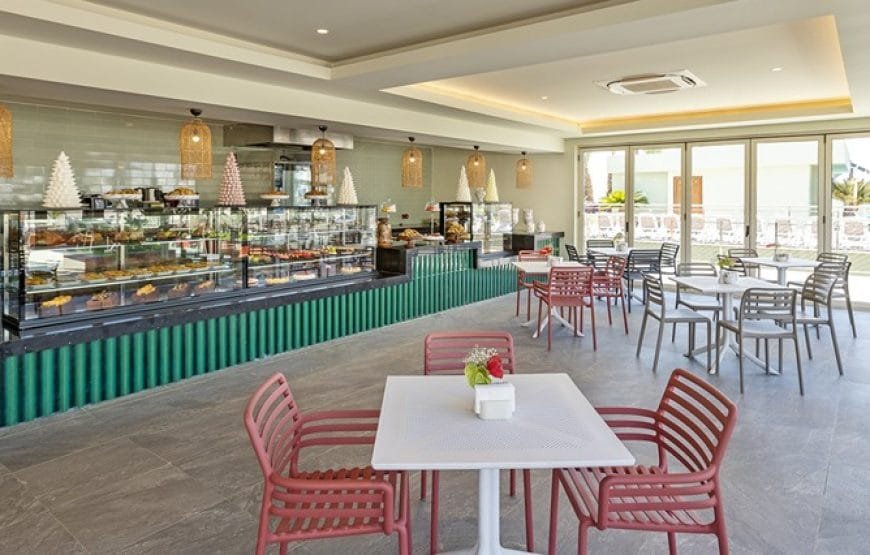 Kirman Belazur Resort & Spa
