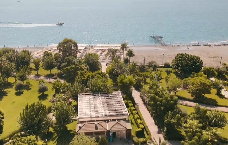 Lucida Beach Hotel
