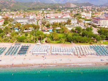 Lucida Beach Hotel