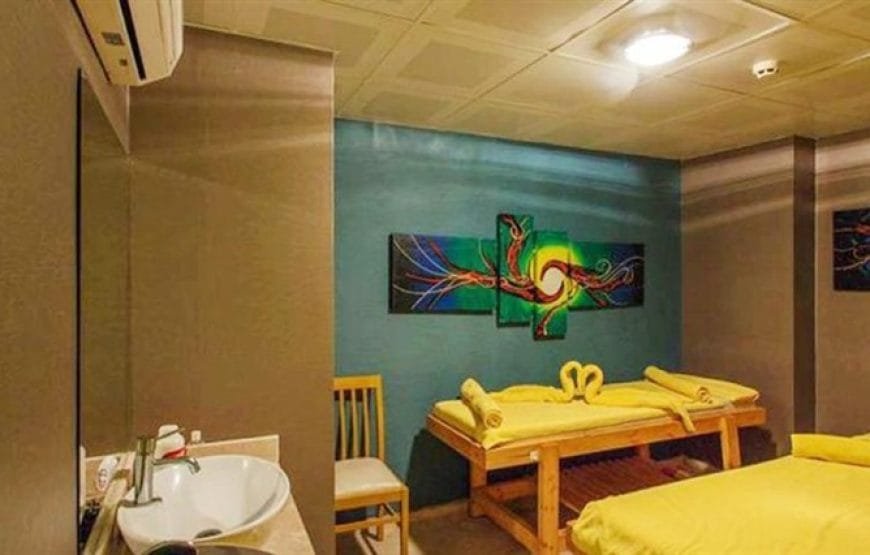 Lucida Beach Hotel