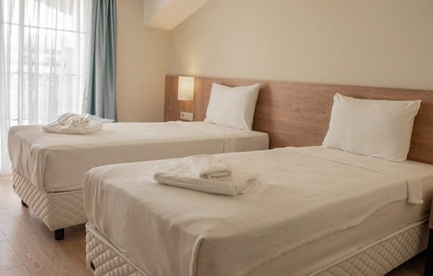 Lucida Beach Hotel