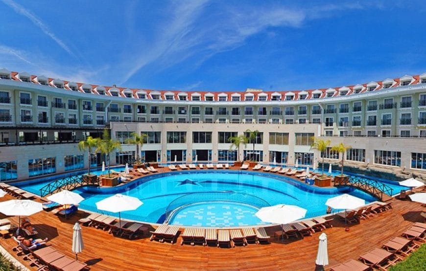 Meder Resort Hotel