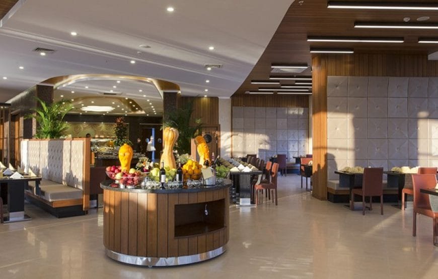 Michell Hotel & Spa (+16)