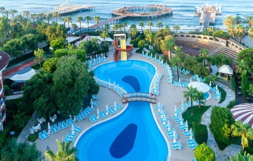 Palmeras Beach Hotel