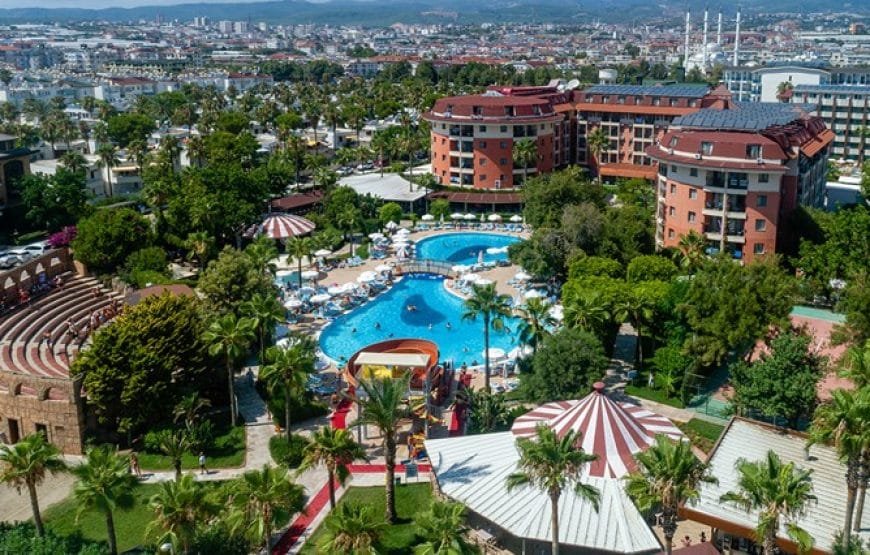 Palmeras Beach Hotel