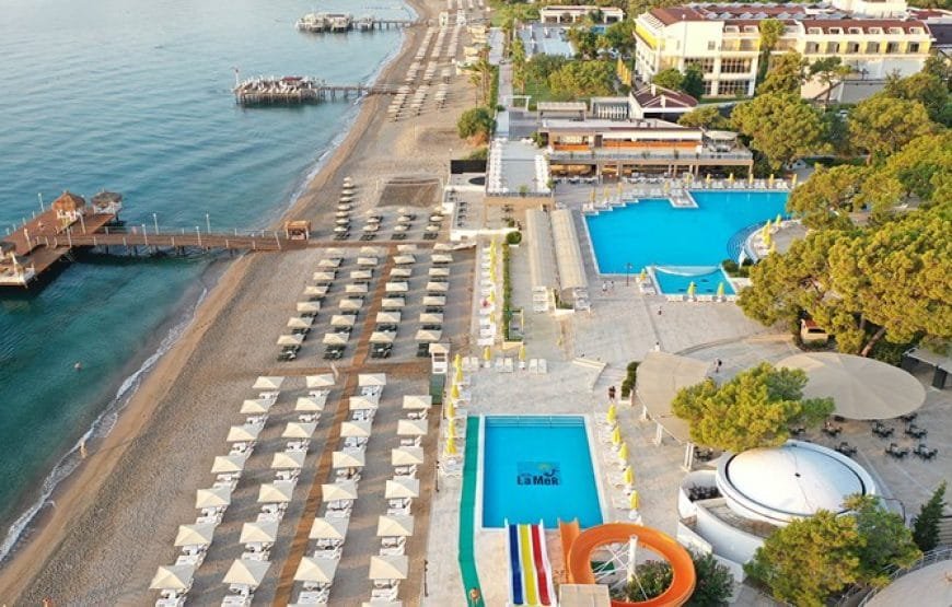 Perre La Mer Hotel