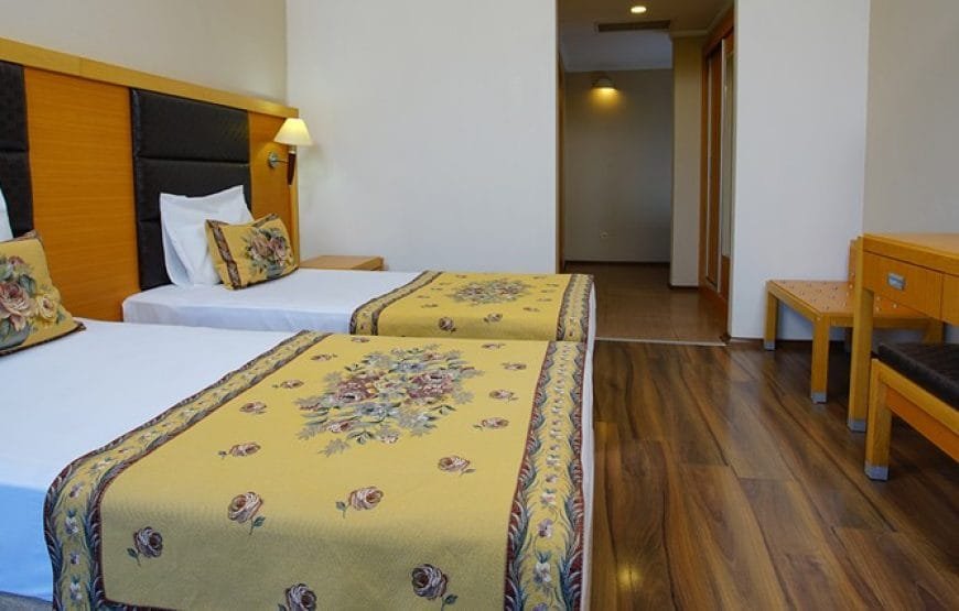 Perre La Mer Hotel