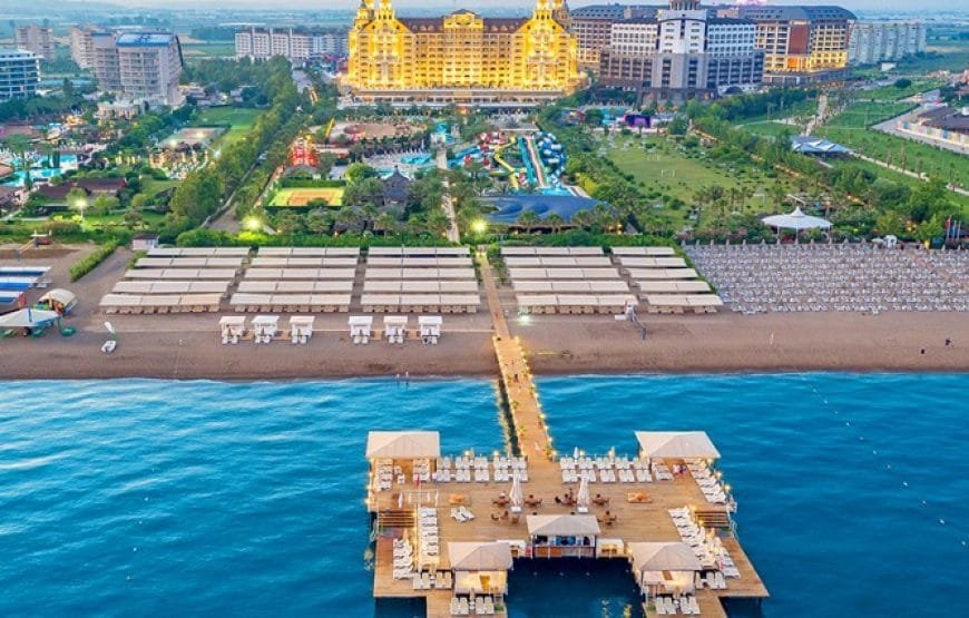 Royal Holiday Palace
