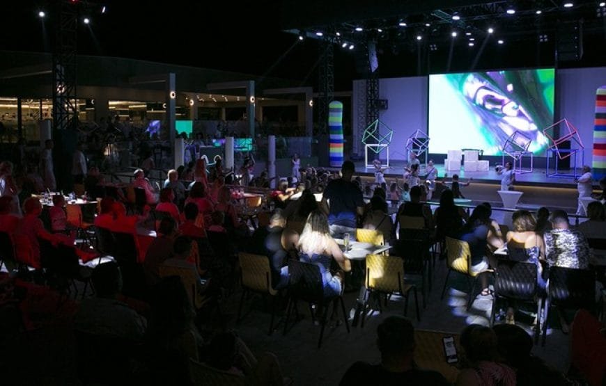 Sailors Beach Club