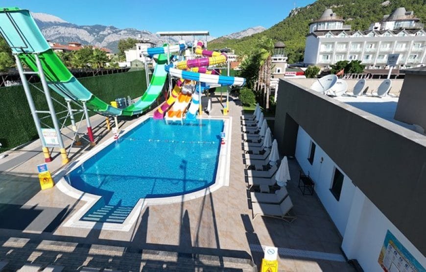 Sailors Beach Club