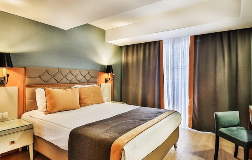 Saturn Palace Resort Hotel