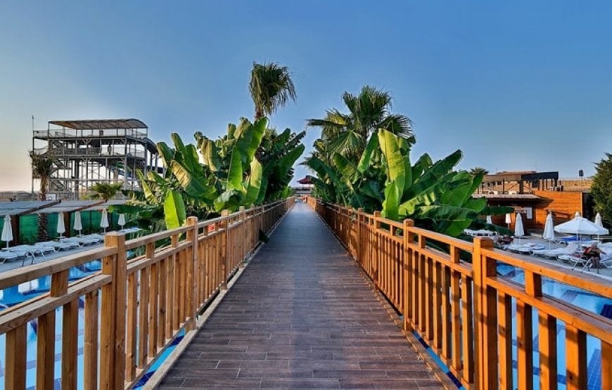 Saturn Palace Resort Hotel