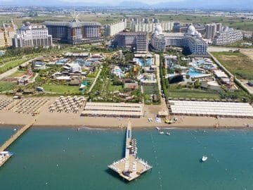 Saturn Palace Resort Hotel