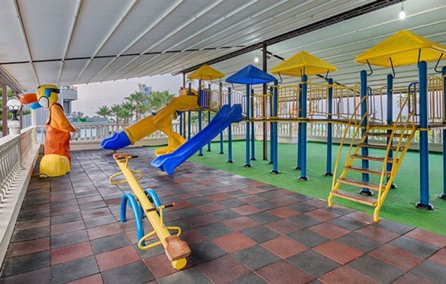 Senza Grand Santana Hotel
