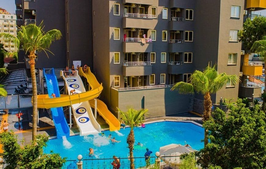 Senza Grand Santana Hotel