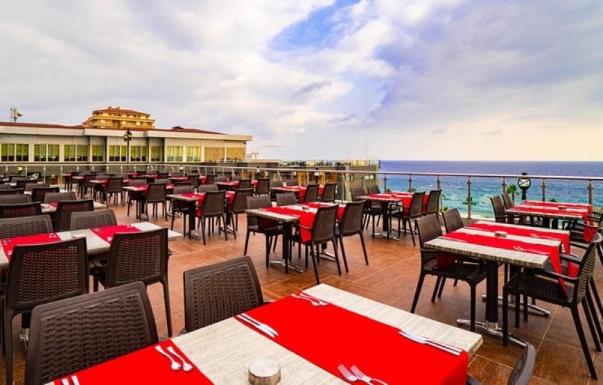 Senza Grand Santana Hotel