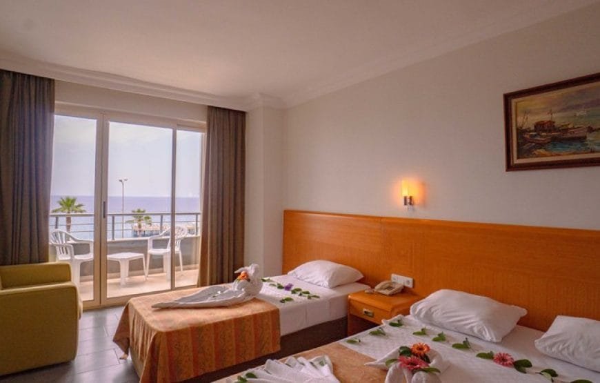 Senza Grand Santana Hotel