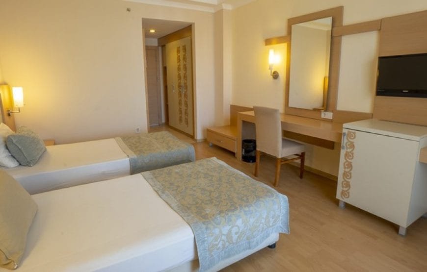 Titan Select Hotel