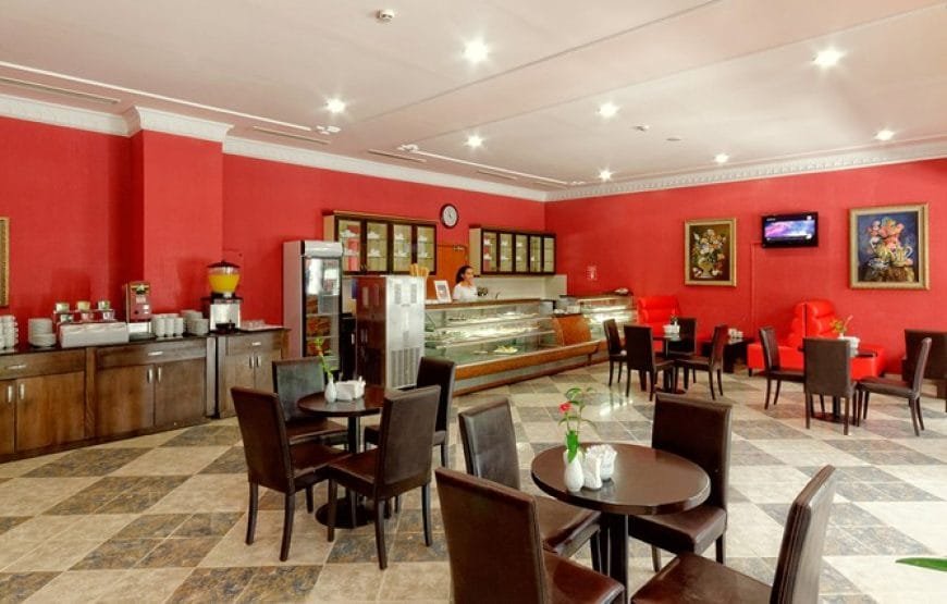 Venezia Palace Deluxe Resort Hotel