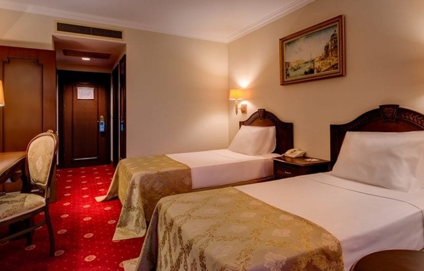 Venezia Palace Deluxe Resort Hotel